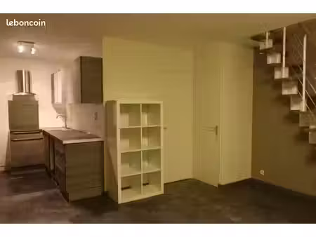 petite maisonnette chaussée de la madeleine  meublée