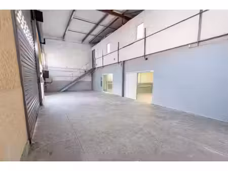 entrepôt à louer
