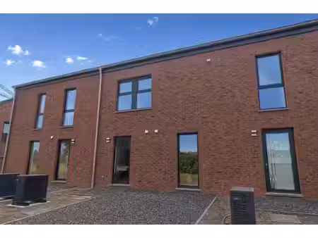 maison à louer avec jardin et 3 chambres   kettenis (vbe60071)