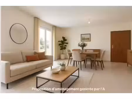 maison de 137 m² de plain-pied  proches des commodités avec jardin