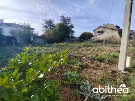 terrain constructible viabilisé de 407 m2 saint-denis-de-p