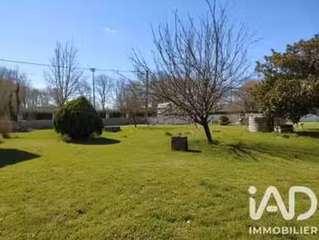 vente terrain à marennes (17320) : à vendre / 594m² marennes