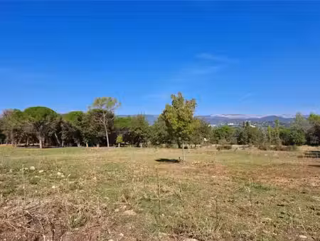 vente terrain 1506 m² à tourrettes (83440)  235 000 €