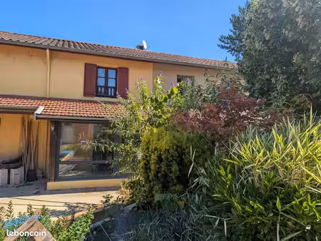 maison de village 2 pièces 93 m²