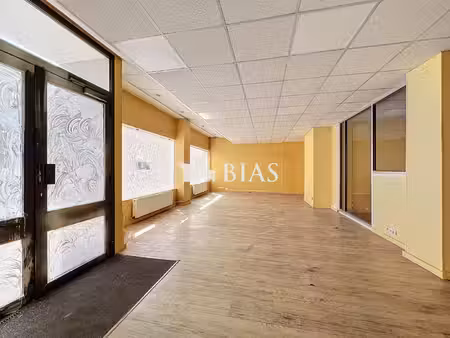 local commercial à louer