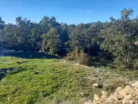 vente terrain 539 m² à rocbaron (83136)  120 000 €