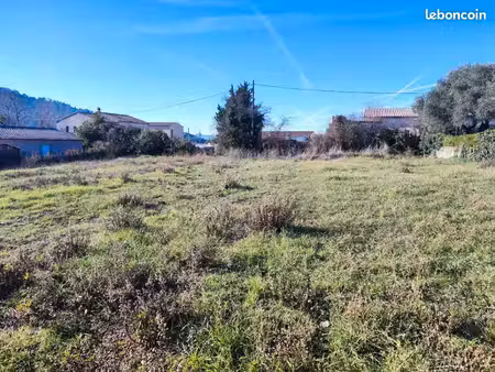 terrain 500 m² carnoules