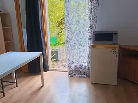 studio meublé 20 m² – léaz (proche genève / pays de gex) avec extérieur
