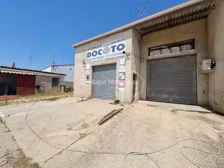 local commercial à vendre