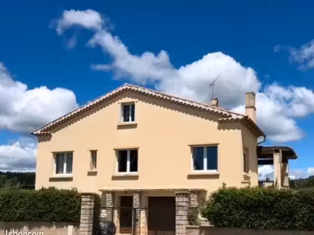 maison villa 4 chambres avec piscine jardin et garage