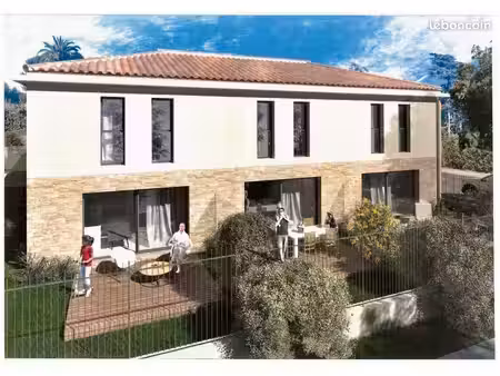 terrain à bâtir de 531 m² à six-fours-les-plages (83)