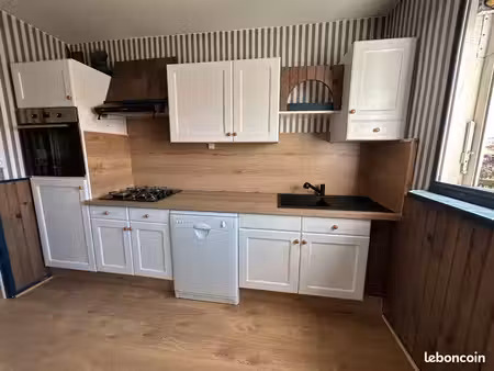 appartement 3 pièces refait à neuf  cave et parking - laon