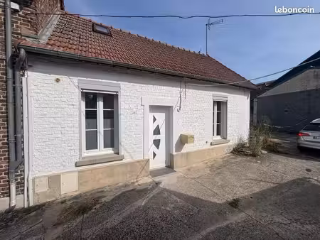 maison 1 pièce 50 m²