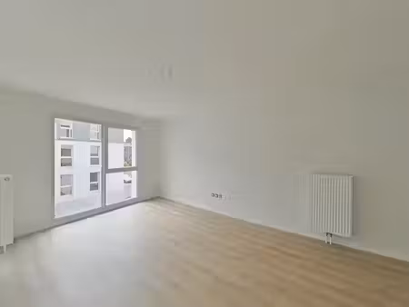 location appartement 2 pièces 51 m² à linselles (59126)  744 €