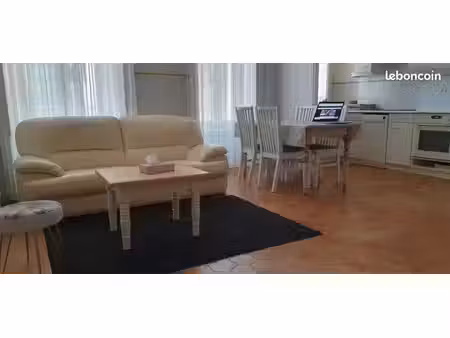t2 meublé de 56m2