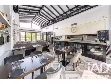 vente restaurant 200 m²