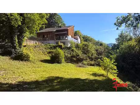 tres belle opportunitée pour cette grande maison !