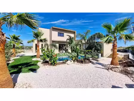 villa