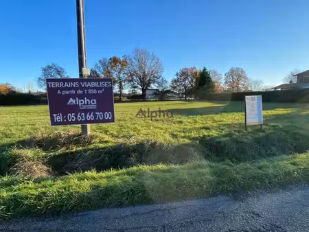 terrain viabilise de 2390 m2