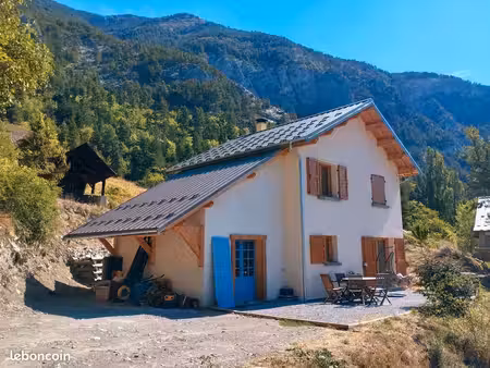 location 3 mois - maison 90m2 à eygliers