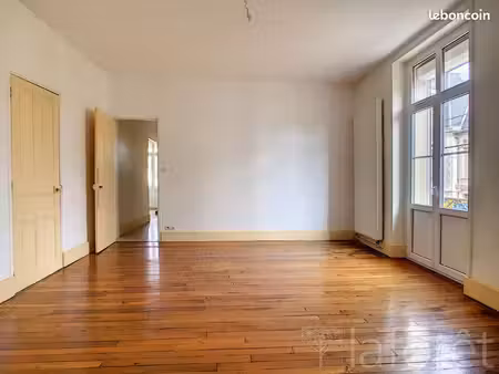 appartement 3 pièces 91 m²