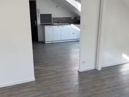 apparemment à louer à pussay