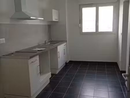 appartement 3 pièces 79 m²