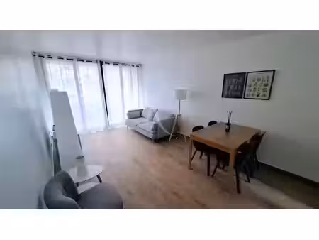 location meublée appartement 3 pièces 54.41 m² à rungis (94150)  1 275 €