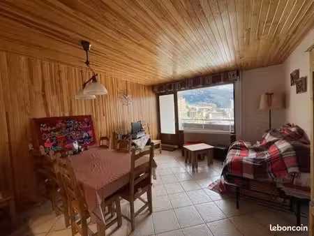 appartement 3 pièces 55 m²