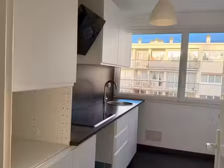 à vendre – mennecy – résidence du bel air – f2 46 m² – 140 000