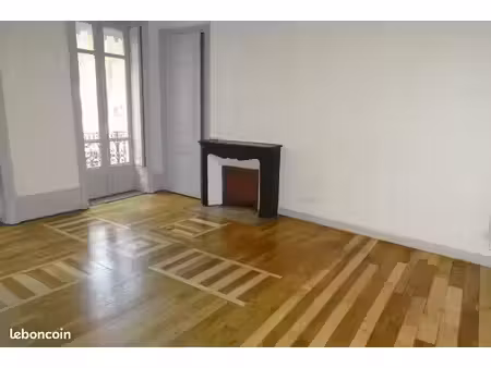 appartement 2 pièces 56 m²
