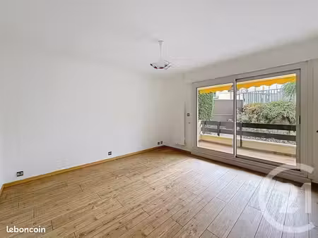 appartement 2 pièces 56 m²