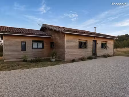 villa contemporaine en ossature bois avec piscine