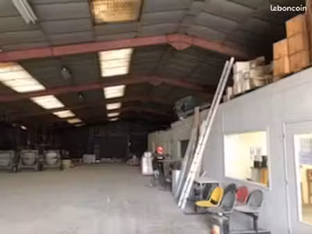 local commercial 1 450 m²