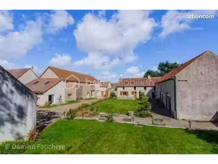ferme 11 pièces 340 m²