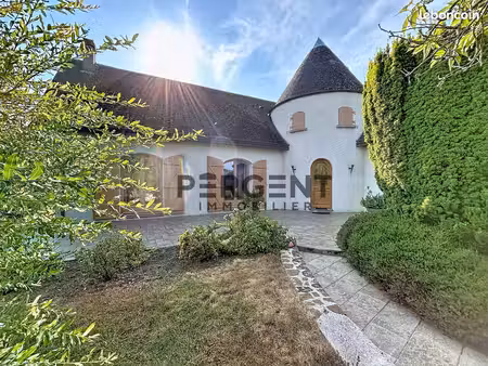 maison 6 pièces 141 m²
