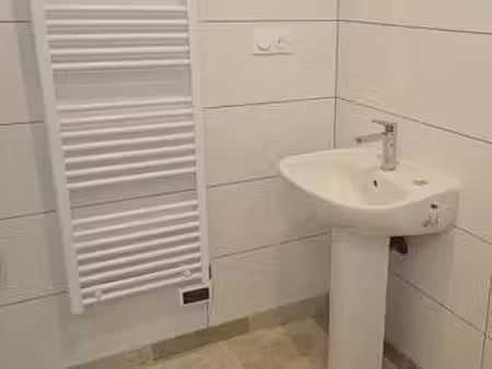 location maison à sillé-le-guillaume (72140) : à louer / 62m² sillé-le-guillaume