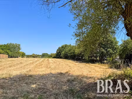 terrain constructible viabilisé à vendre