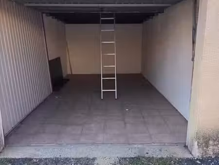 garage