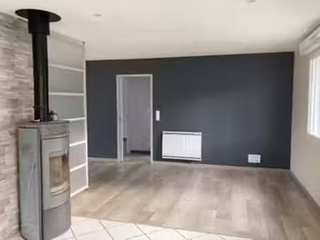 location maison à champtoceaux (49270) : à louer / 92m² champtoceaux