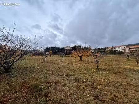 terrain 2 000 m² caunes minervois