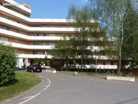 location f1 30 m2