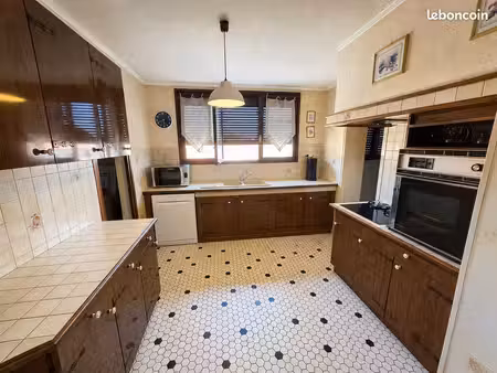 appartement 5 pièces 98 m²