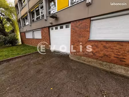 local d'activité 260 m²
