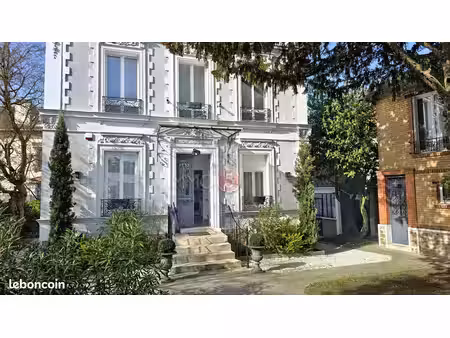 maison 7 pièces 220 m²