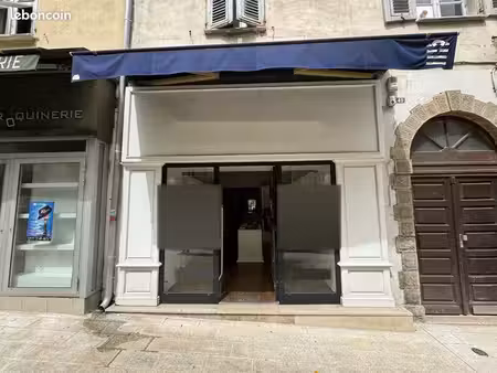 à louer – local commercial 49 m² – cours napoléon