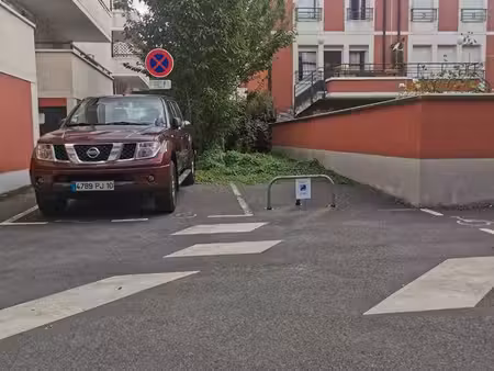 place de parking a choisy quartier gondole
