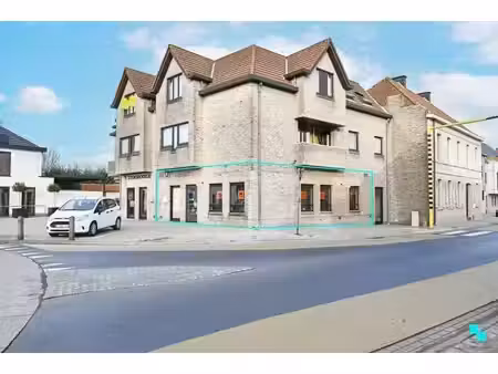 instapklaar  gelijkvloers appartement in ooigem