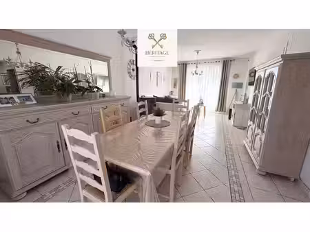 semi-individuelle – 93 m² – 3 chambres + bureau – sous-sol complet – garage 2 voitures