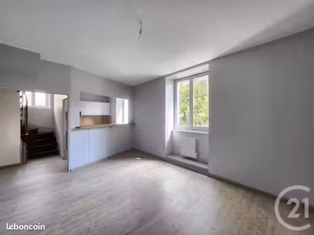 appartement 3 pièces 65 m²